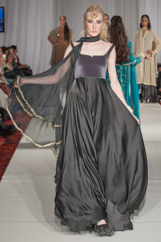 Formal/Spring Sonya Battla London Collection