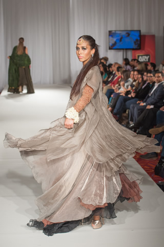 Sonya Battla Formal/Spring 2013 London Collection