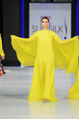 Sublime by Sara Shahid at PFDC SFW 2013 Day 1