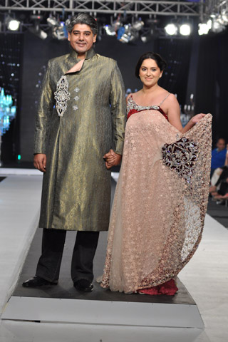 Teena By Hina Butt Collection at LPBW 2012 Day 2