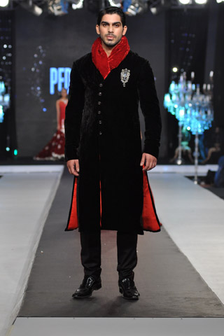 Teena By Hina Butt Collection at LPBW 2012 Day 2
