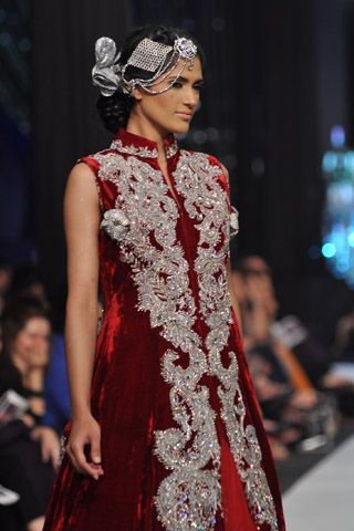 Teena By Hina Butt Collection at LPBW 2012 Day 2