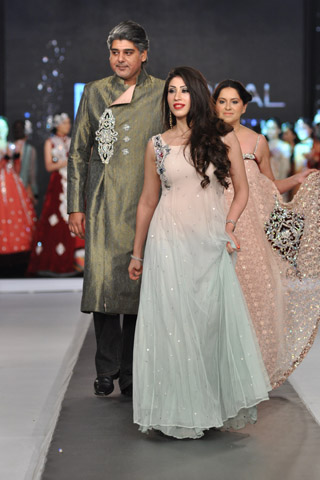 Teena By Hina Butt Collection at LPBW 2012 Day 2