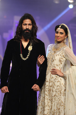 Teena by Hina Butt at Pantene Bridal Couture Week 2013