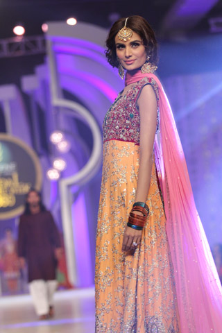 Teena by Hina Butt at Pantene Bridal Couture Week 2013