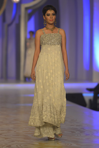 Teena by Hina Butt at Pantene Bridal Couture Week 2013
