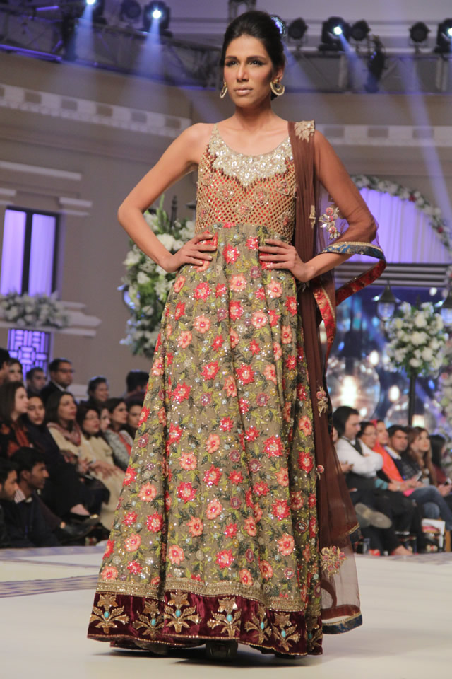 Bridal Perenia Progressive Tena Durrani Latest Collection