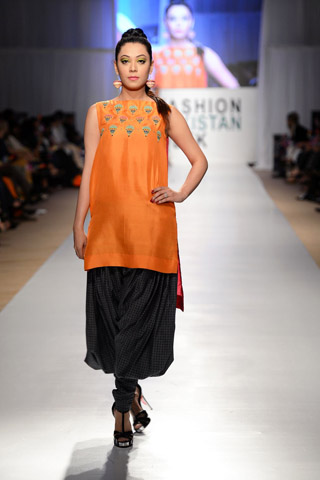 Warda Saleem Collection at FPW 2012 Day 1