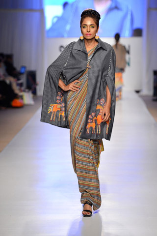 Warda Saleem Collection at FPW 2012 Day 1