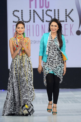 Wardha Saleem Collection at PFDC SFW Day 4
