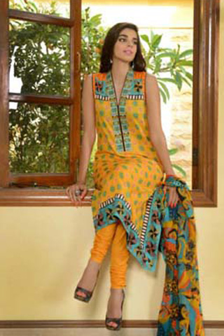 Wardha Saleem Summer Lawn 2013 By Shariq Textile
