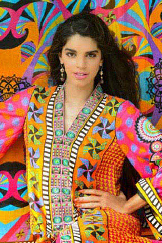 Wardha Saleem Summer Lawn 2013 By Shariq Textile
