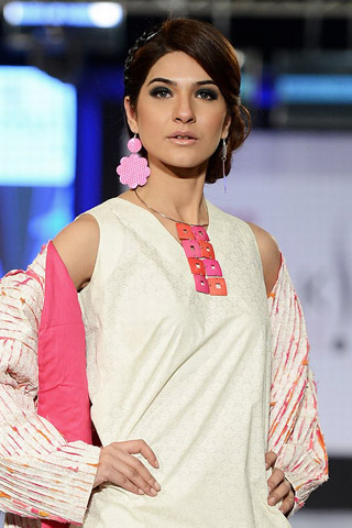 Yahsir Waheed Collection at PFDC Sunsilk Fashion Week