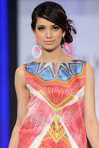 Yahsir Waheed Collection at PFDC Sunsilk Fashion Week