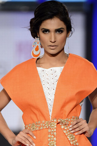 Yahsir Waheed Collection at PFDC Sunsilk Fashion Week