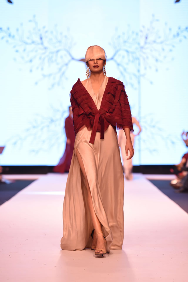 Zaheer Abbas FPW 2014 Neo Nude Collection