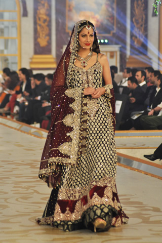 Formal Latest Zainab Chottani PBCW Collection
