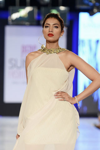 Zonia Anwar Collection at PFDC Sunsilk Fashion Week