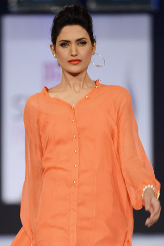 Zonia Anwar Collection at PFDC Sunsilk Fashion Week