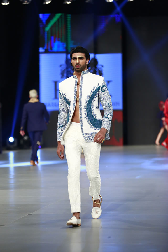 2016 PFDC Sunsilk Fashion Week HSY Dresses Collection Photos