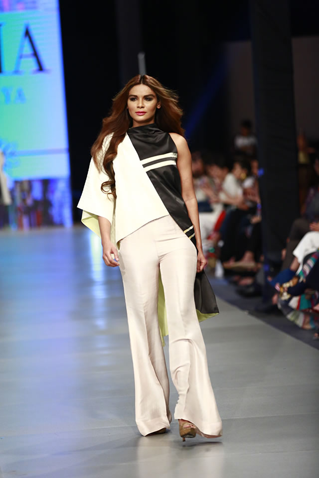 2016 PFDC Sunsilk Fashion Week Sania Maskatiya Collection Photo Gallery