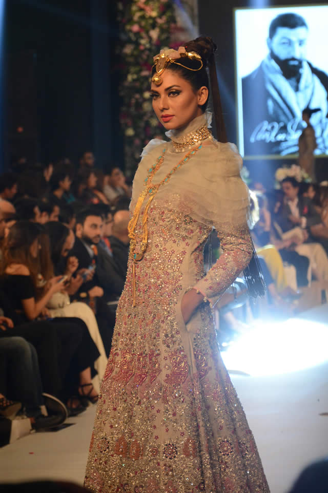 PFDC LOreal Paris Bridal Week 2015 Ali Xeeshan Summer Collection Images