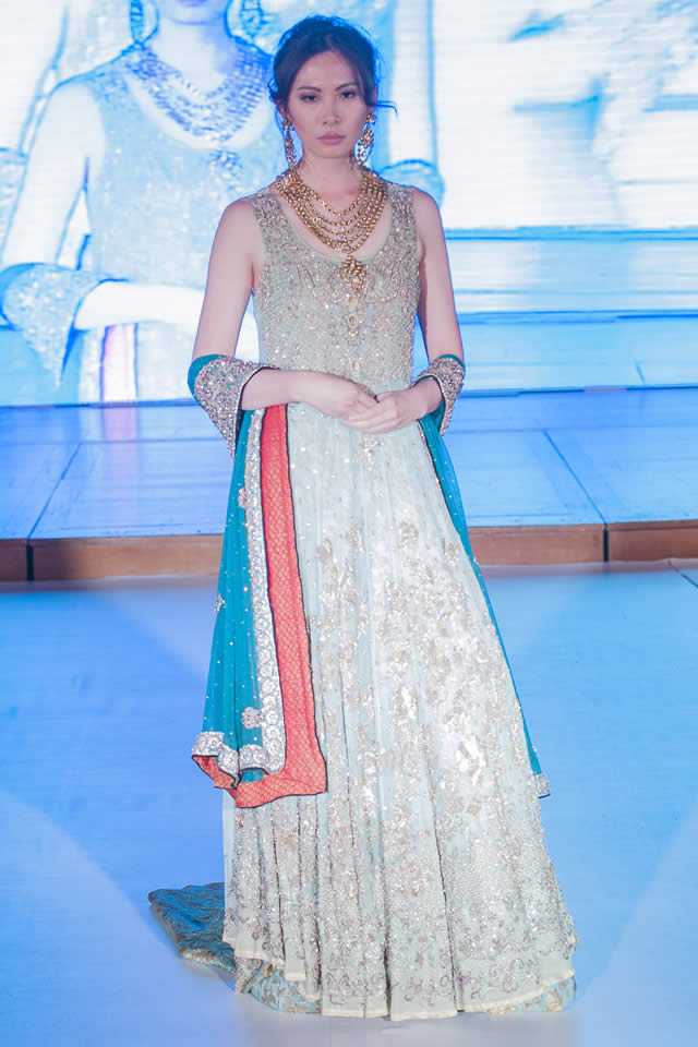 2015 Pakistan Fashion Week 8 London Erum Khan Collection Photo Gallery