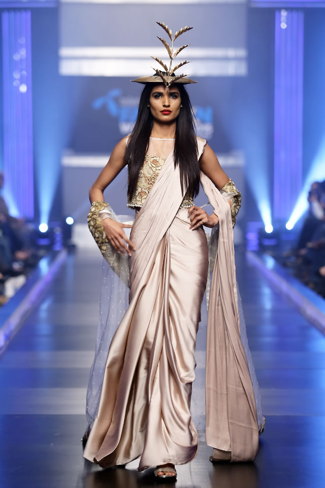 Erum Khan Telenor Fashion Weekend 2015