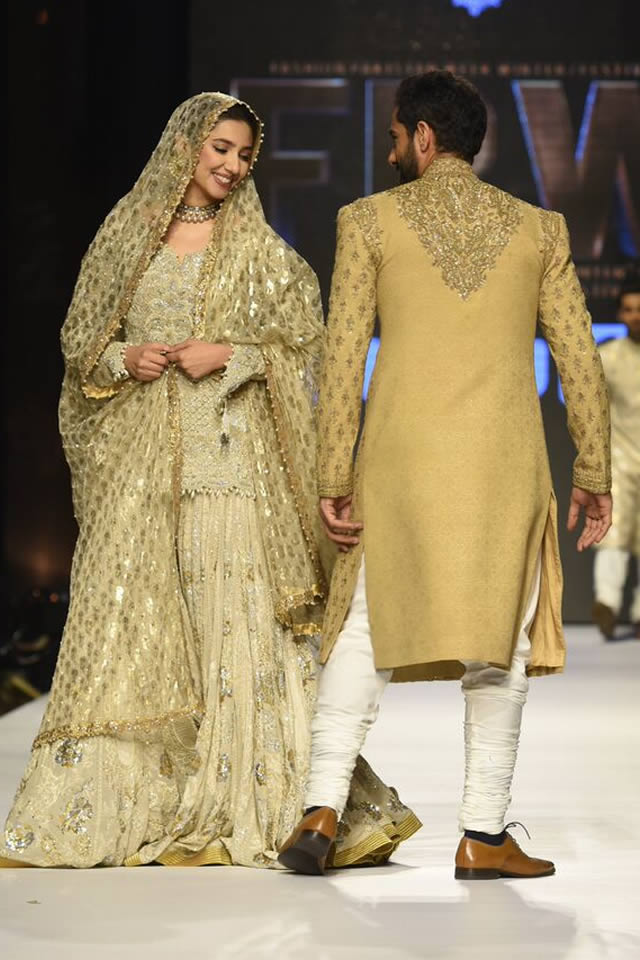 Umar Sayeed Collection at Fashion Pakistan Week