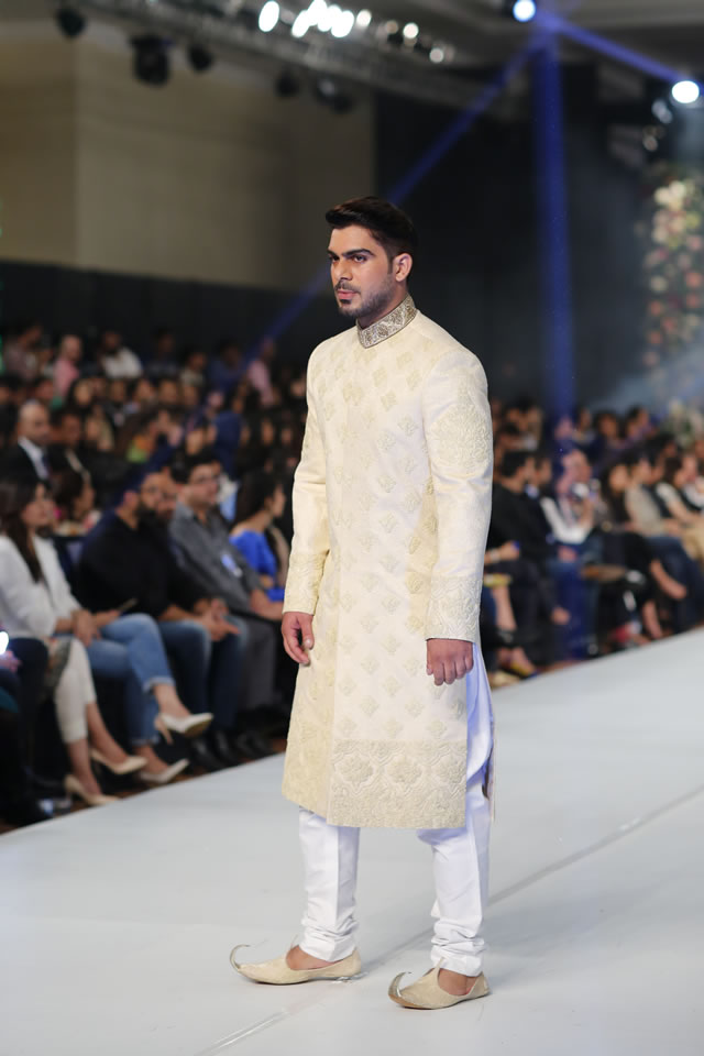 2015 Fahad Hussayn Dresses Pics