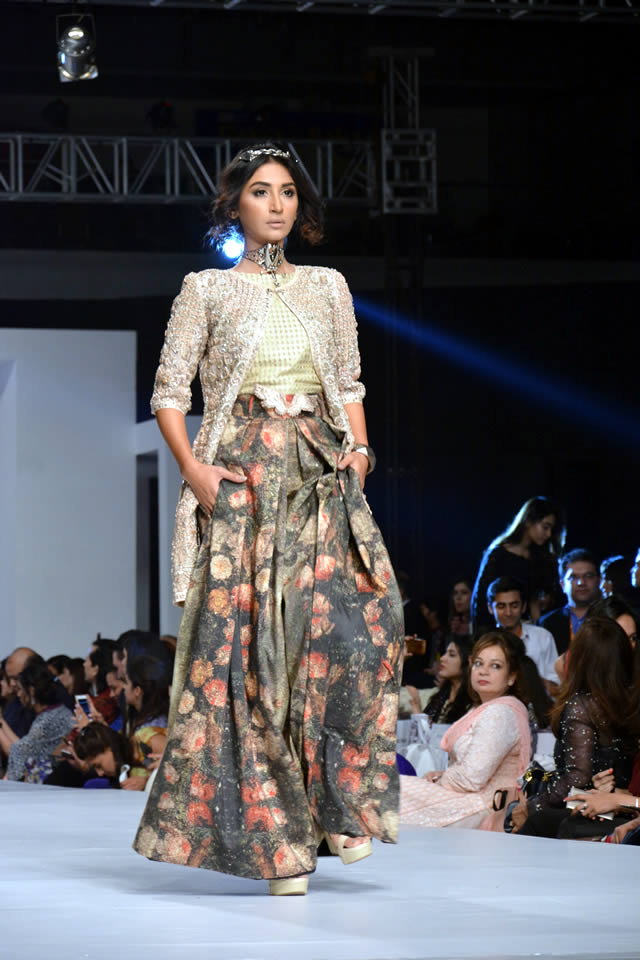 PFDC Sunsilk Fashion Week Fahad Hussayn Collection Pictures