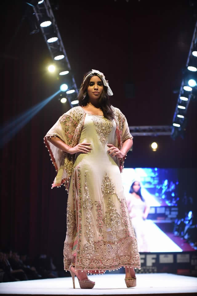 2015 International Fashion Festival Fozia Hammad Summer Collection Images