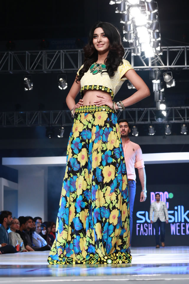 GUL AHMED COLLECTION AT PFDC Sunsilk Fashion Week 2015