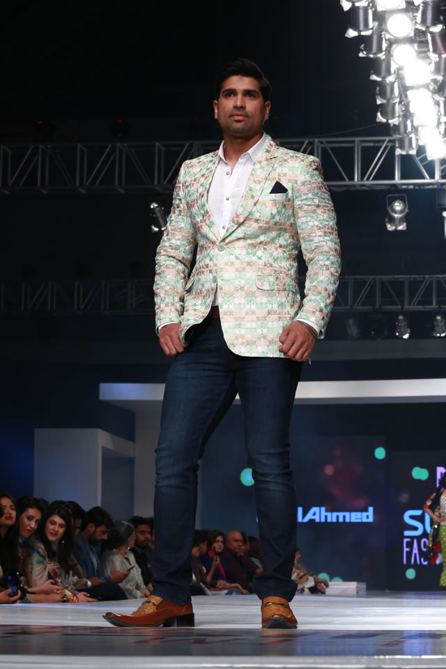 GUL AHMED COLLECTION AT PFDC Sunsilk Fashion Week 2015