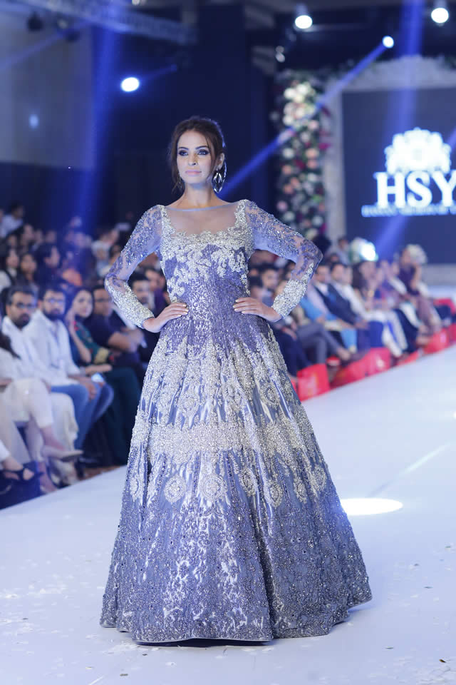 2015 PFDC Loreal Paris Bridal Week HSY Fall/Winter Collection Images