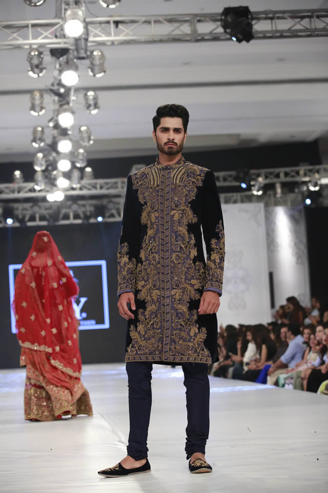 HSY Couture Collection at PFDC LOreal Paris Bridal Week 2016