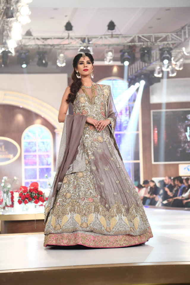 Bridal Couture Week 2015 Honey Waqar Dresses Collection Photo Gallery