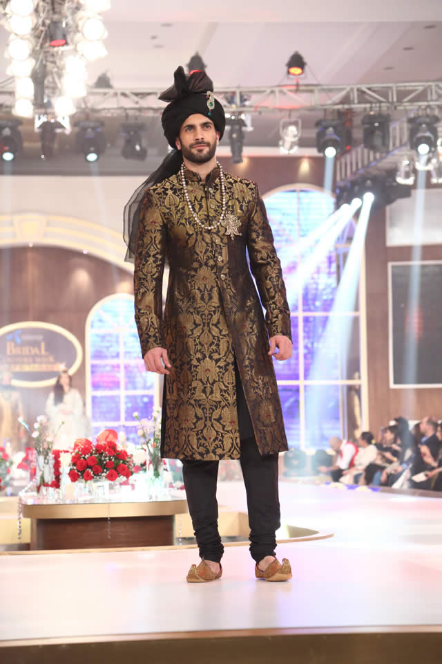 Fashion Designer Honey Waqar Collection Bridal Couture Week 2015 Gallery