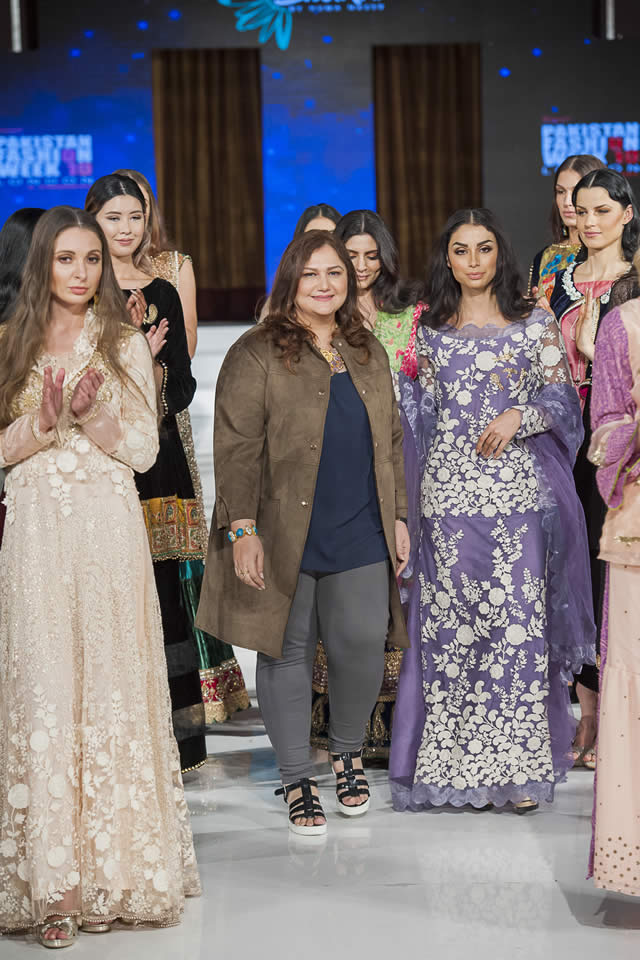 Huma Nassr Dresses Pakistan Fashion Week 10 2016 Images