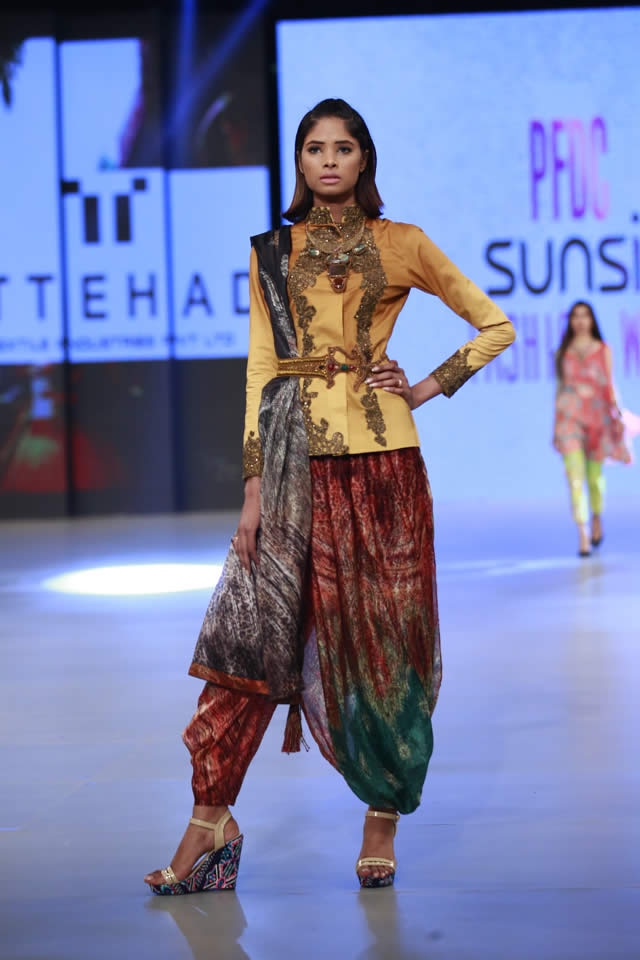 Ittehad Dresses at PSFW 2016