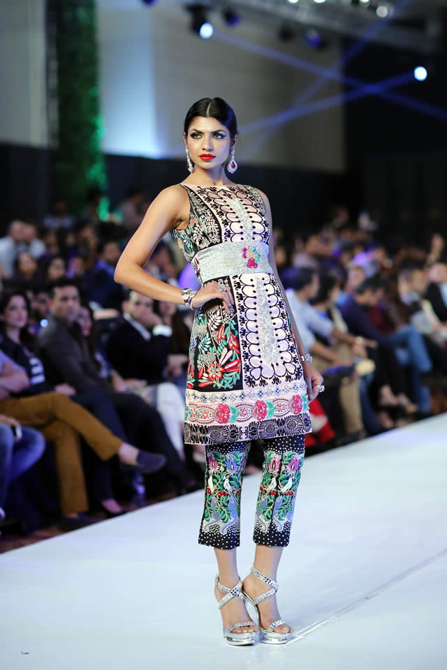 Kamiar Rokni Dresses Collection Picture Gallery