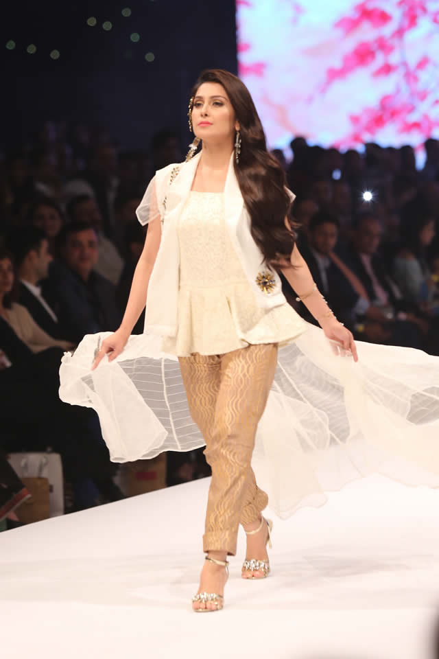 Lala Textiles Dresses at FPW 16