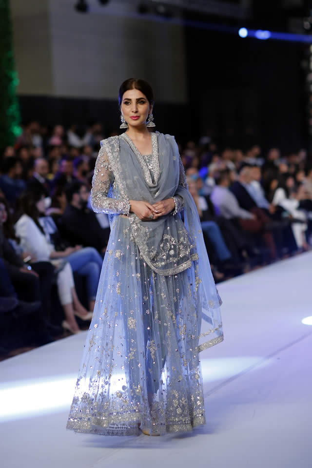Misha Lakhani Collection at PFDC Lâ€™OrÃ©al Paris Bridal Week 2015
