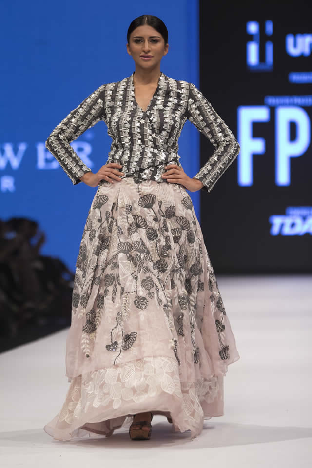 2016 FPW Nida Azwer Dresses Collection Photos
