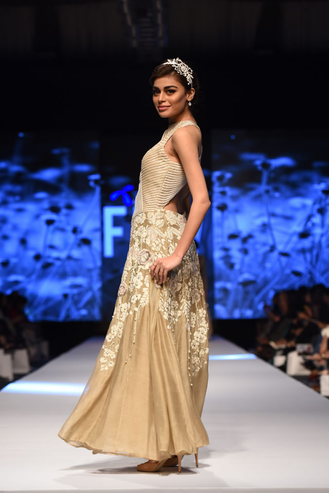 Latest NIDA AZWER  Collection 2015