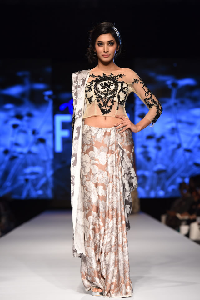 SS Pret 2015 NIDA AZWER    Collection