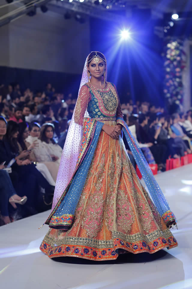 PFDC Loreal Paris Bridal Week 2015 Nomi Ansari Dresses