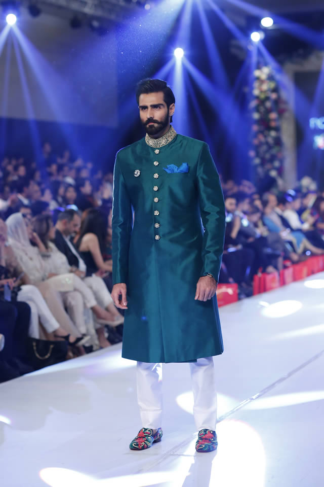 2015 PFDC Loreal Paris Bridal Week Nomi Ansari Dresses Collection