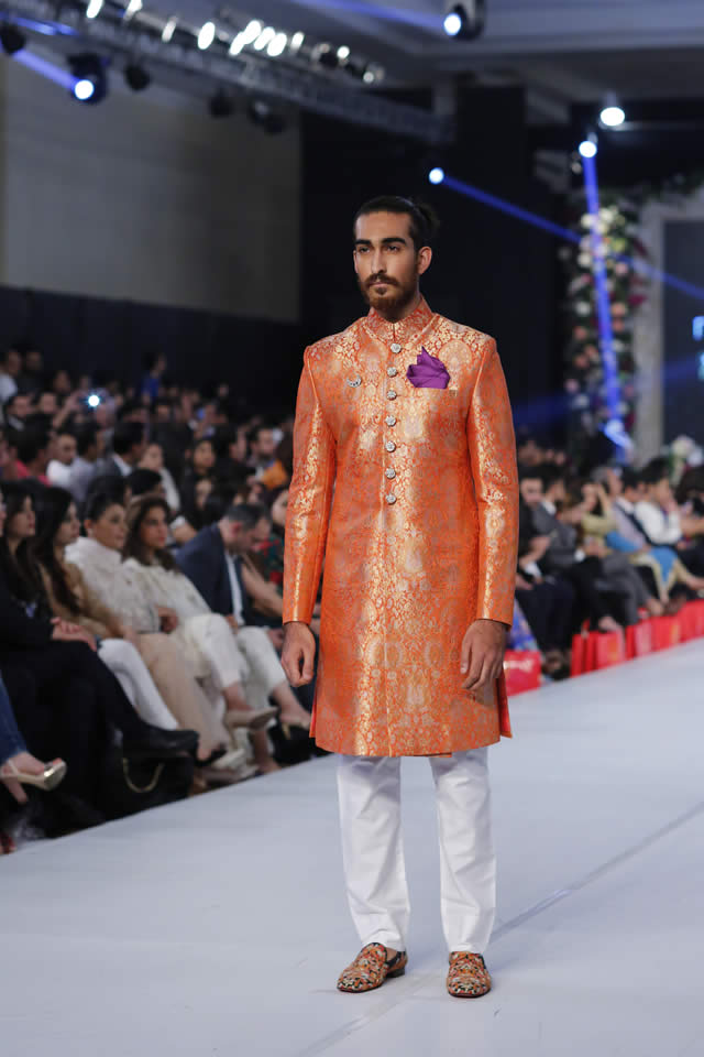 PFDC Loreal Paris Bridal Week 2015 Nomi Ansari Formal Dresses Pics