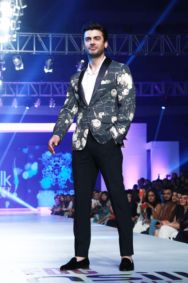 Republic By Omar Farooq â€˜Que Sera, Seraâ€™ Collection at PFDC Sunsilk Fashion Week 2015
